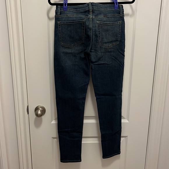 Gap Jeans - Picture 2 of 3